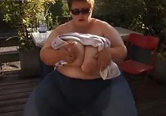 Junge, überwucherte, dicke girls nackt enge Muschi zieht an einem großen Schwanz