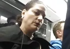 Junge Brünette zahlt Sex für ein neues frau fett nackt Videospiel
