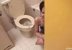 Zwei fette und dicke mädchen nackt heiße Ladies tummeln sich im Bad wie Robben :)