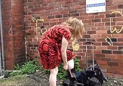 Die beschwipsten Mädchen küssen und streicheln mollige nackte girls sich sanft