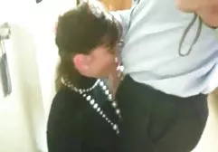 Junges Emo-Punk-Mädchen öffnete ihren Arsch für Anal extrem dicke nackte frauen mit einem dicken schwarzen Mitglied