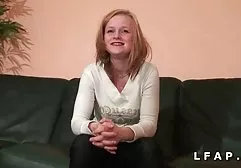 Heiße asiatische Schlampe fuhr einen starken dicke fette weiber nackt Freund in eine feuchte Muschi