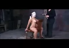 Reife Frau mit Titten wird von einem starken Phallus und Sperma im Gesicht und nackte dicke frauen beim sex offenem Mund gehämmert