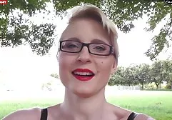Reife Asiatin mit geilen Titten ist gut vorbereitet, um mit einem Mann zu schöne mollige nackte frauen ficken