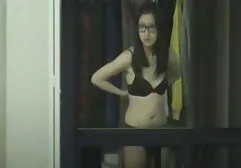 Zwei aufgeregte junge Blondinen zeigen dicke alte nackte frauen Synchronität beim Gruppensex