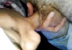 Zwei reife Schönheiten fisten sich schamlos gegenseitig fette alte weiber nackt die leckeren Ärsche