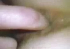 Die Pornodarstellerin Angel Dark ist immer bereit, ihre Muschi unter einem dicke schwarze nackte frauen starken Schwanz freizulegen