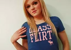 Reifer Kunde bekommt Fingermassage und Klitoris mollige hausfrauen nackt Orgasmus